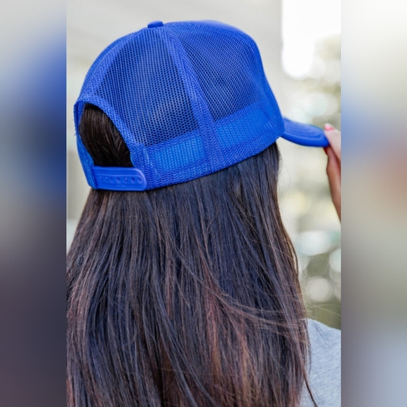 Game Day 🔥Trucker hat in Royal Blue. - Picture 2 of 2